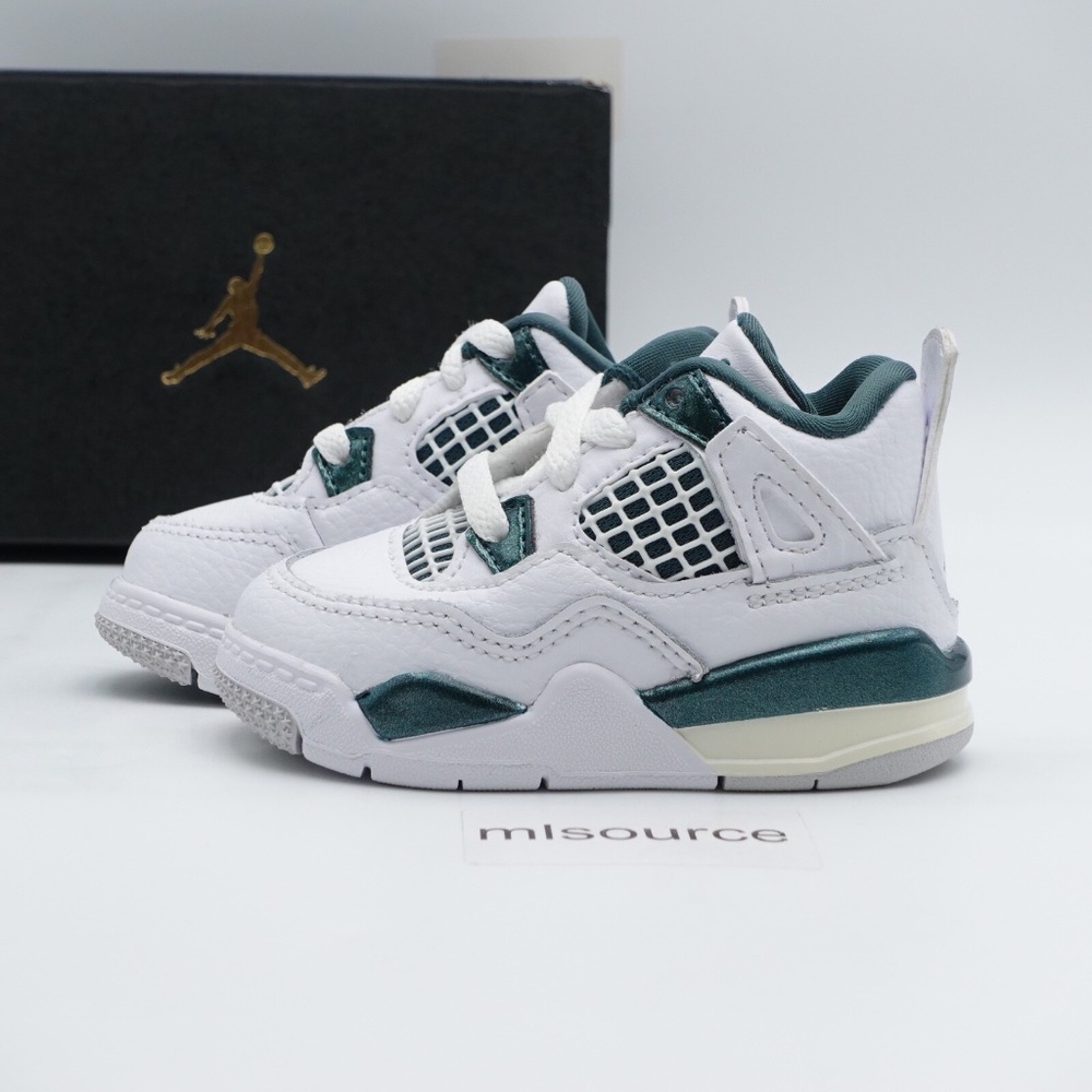 NEW Jordan 4 Retro Leather Sneakers BQ7670-103 White